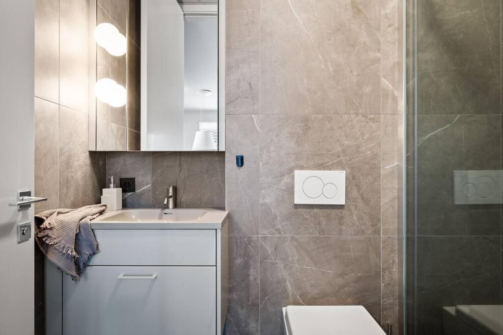 Private Lux 2Br & 2Ba City Center With Free Parking Reykjavík Exteriér fotografie